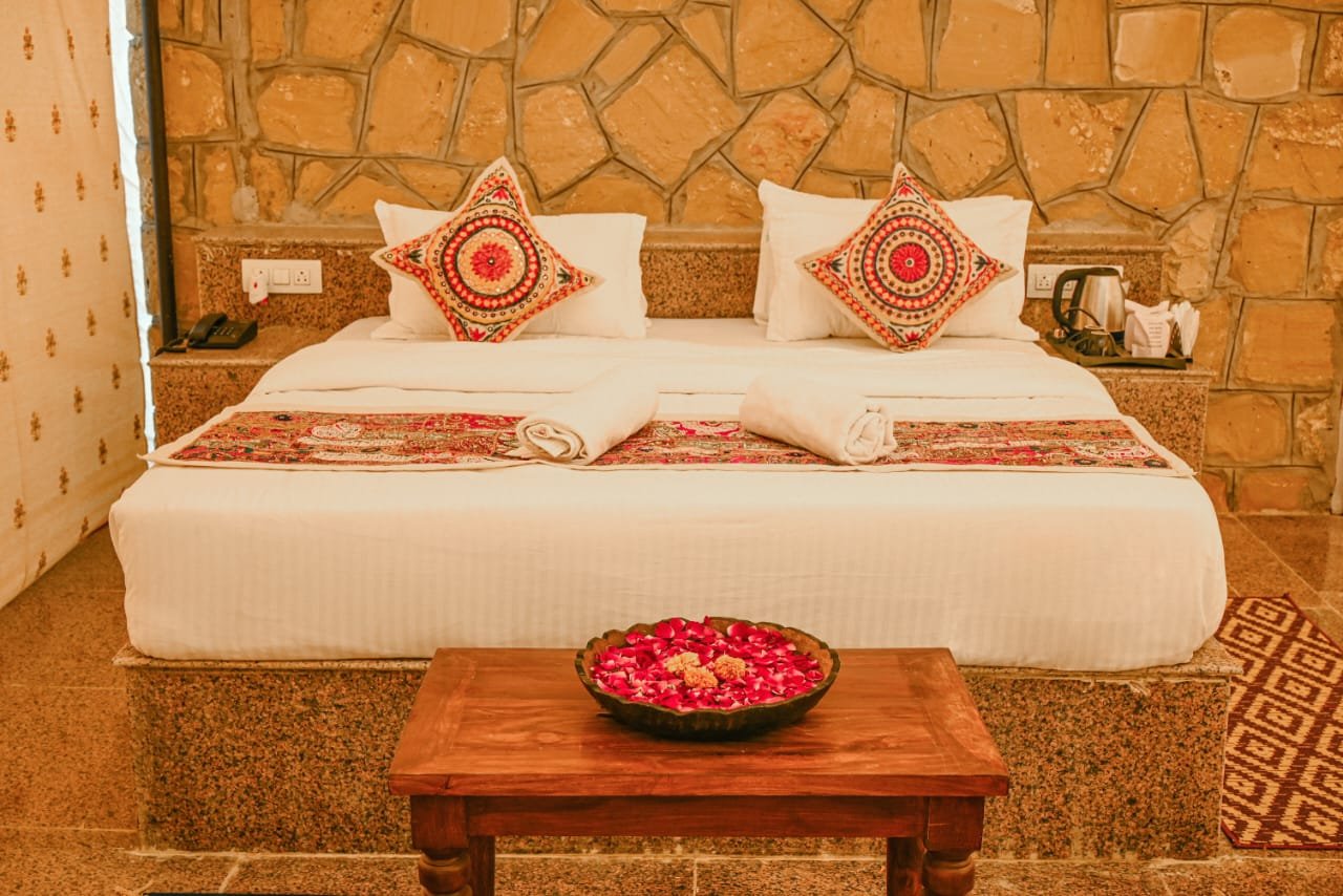 deluxe tent in Jaisalmer